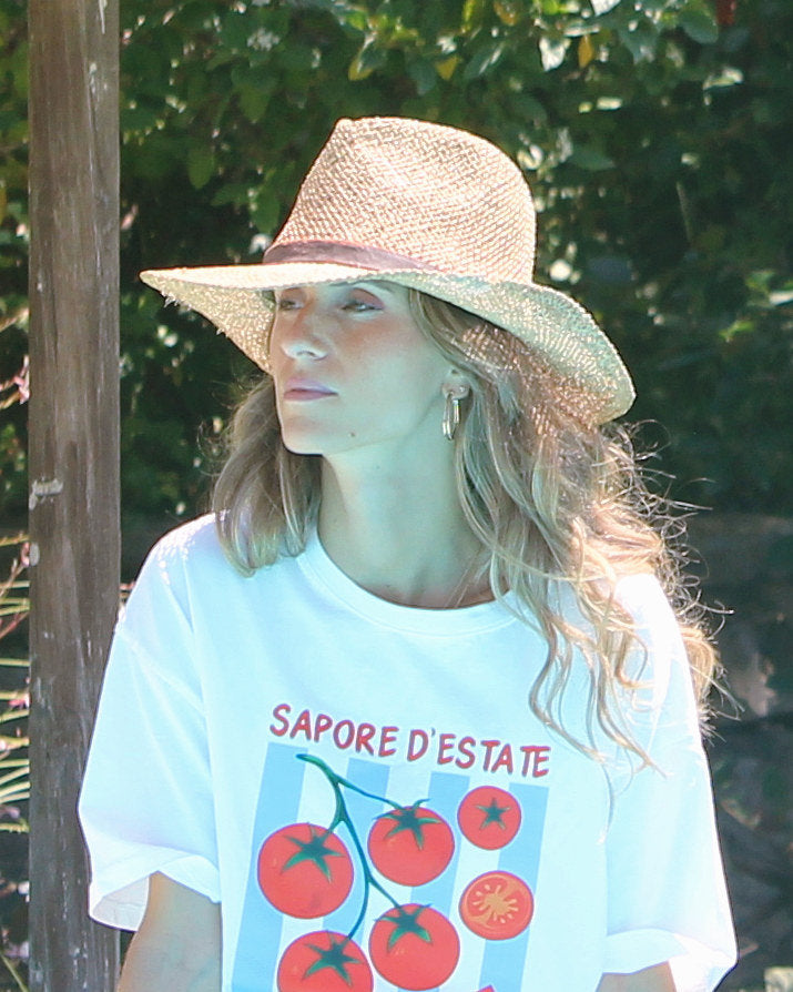 T-shirt Napoli branca com estampado de tomates, pormenor do estampado